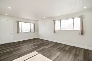 Photo #4: 225010884 Listing