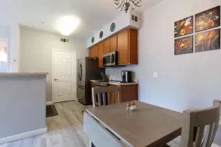 Photo #5: 225010899 Listing