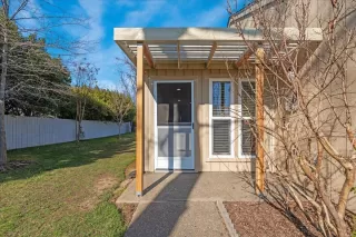 Photo #2: 225011388 Listing