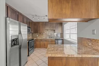 Photo #6: 225011388 Listing