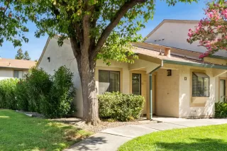 Photo #1: 225011516 Listing