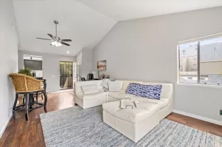 Photo #3: 225011955 Listing 