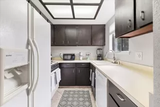 Photo #6: 225011955 Listing 