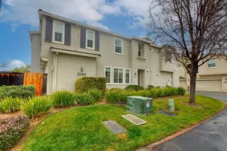 Photo #1: 225012464 Listing