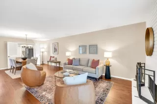 Photo #5: 225013146 Listing