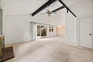 Photo #3: 225013270 Listing