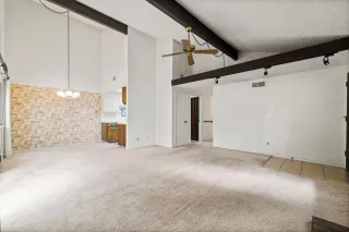 Photo #4: 225013270 Listing