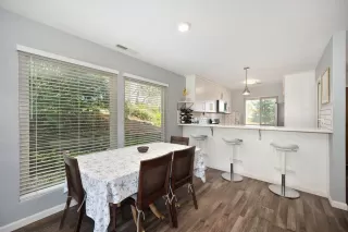 Photo #4: 225013293 Listing 