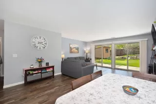 Photo #5: 225013293 Listing 