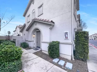 More Details about MLS # 225013569 : 3301 N PARK DR #712