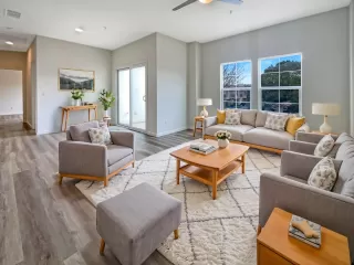 Photo #1: 225013569 Listing