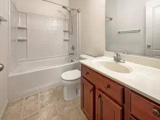 Photo #6: 225013569 Listing