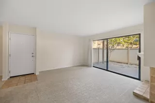 Photo #2: 225013885 Listing