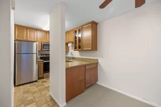 Photo #5: 225013885 Listing