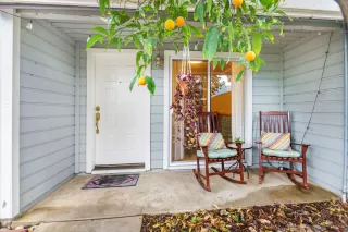 Photo #2: 225013968 Listing