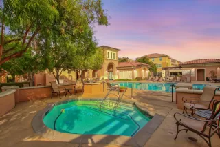 Photo #2: 225014204 Listing