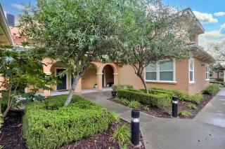 Photo #4: 225014204 Listing