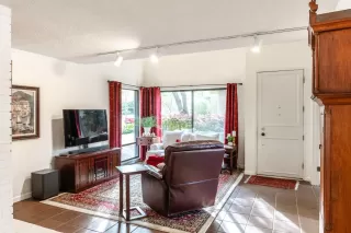 Photo #4: 225014458 Listing 