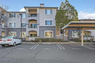 Photo #1: 225014481 Listing