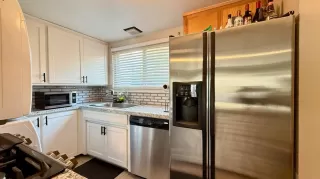 Photo #1: 225014677 Listing 