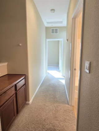 Photo #6: 225015600 Listing