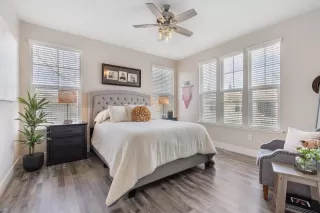 Photo #3: 225015627 Listing