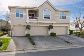 Photo #5: 225015627 Listing