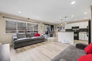 Photo #2: 225015670 Listing