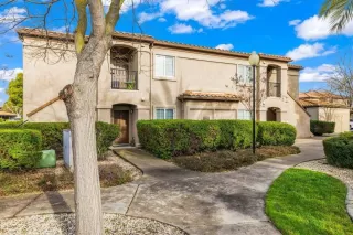 Photo #2: 225015986 Listing 