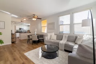 Photo #2: 225016064 Listing 