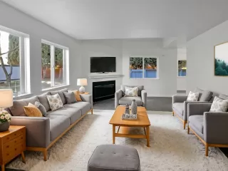 Photo #1: 225016190 Listing