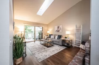 Photo #3: 225016640 Listing 