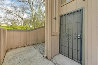 Photo #1: 225016893 Listing 