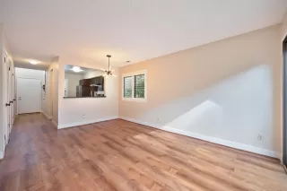 Photo #2: 225016893 Listing 