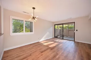 Photo #4: 225016893 Listing 