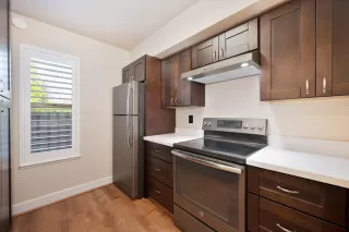 Photo #6: 225016893 Listing 