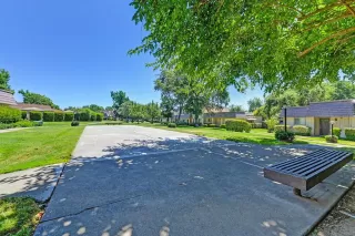 Photo #3: 225017031 Listing 