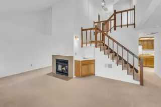 Photo #2: 225017336 Listing 