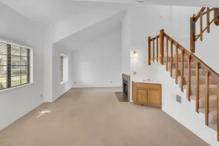 Photo #4: 225017336 Listing 