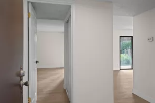 Photo #2: 225017584 Listing