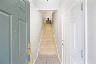 Photo #3: 225018102 Listing