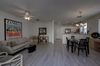 Photo #3: 225018173 Listing