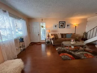 Photo #1: 225018406 Listing