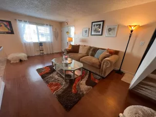 Photo #2: 225018406 Listing