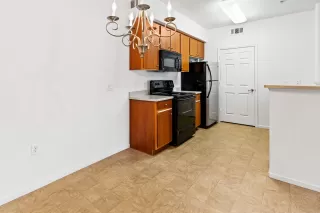 Photo #6: 225018763 Listing 