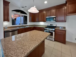 Photo #5: 225019035 Listing 