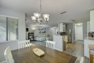 Photo #3: 225019117 Listing 