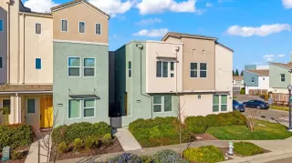 Photo #1: 225019627 Listing 