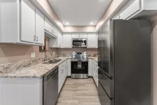 Photo #5: 225019685 Listing 