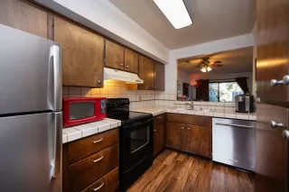 Photo #6: 225019831 Listing